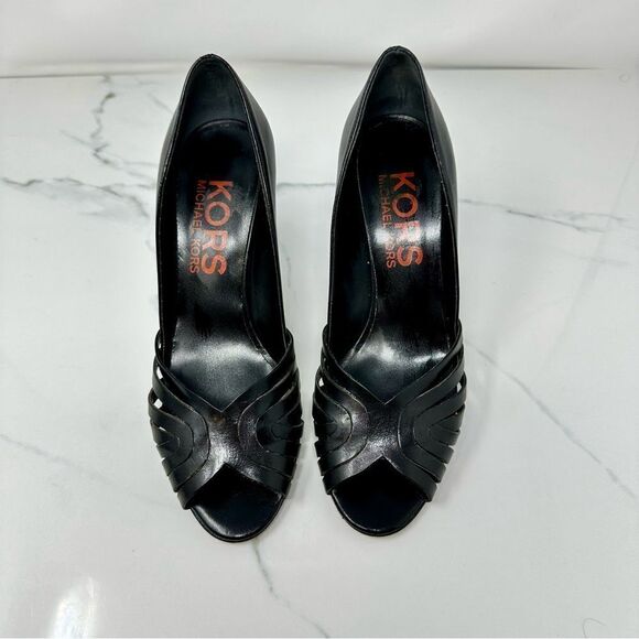 Michael Kors Heels- Size 6.5 - Picture 3 of 15